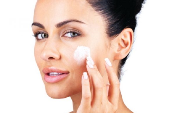 does toothpaste help get rid of pimples overnight